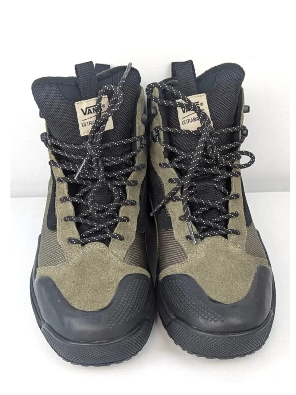 Men's 7, Women's 8.5 - Vans UltraRange EXO Hi MTE-2 - Waterproof Hiking Boot